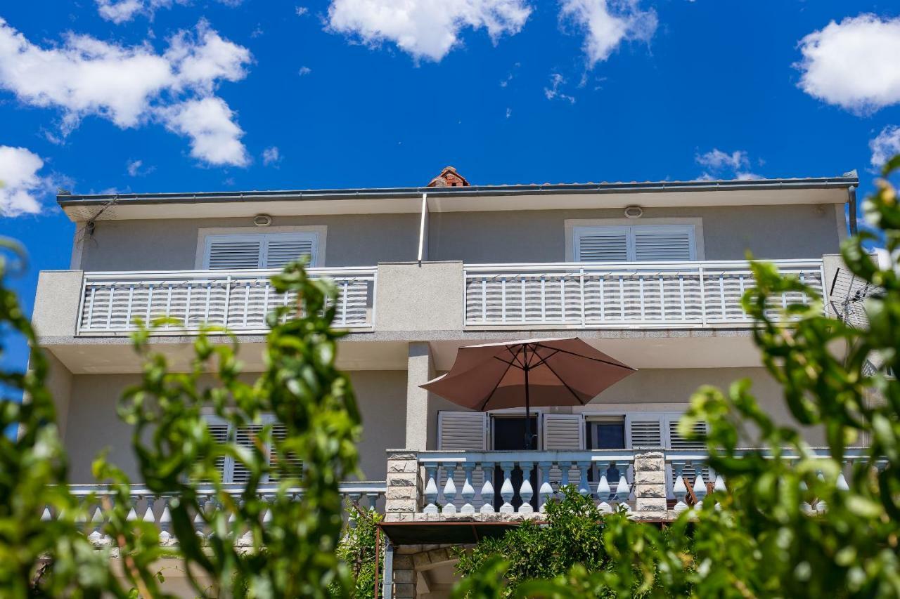 Apartments Rose Τρογκίρ Εξωτερικό φωτογραφία