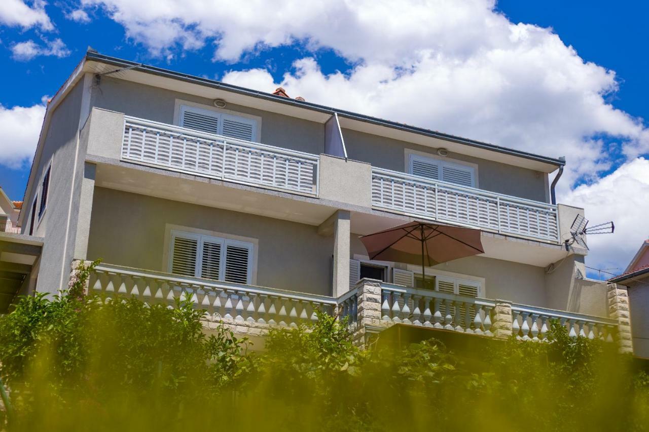 Apartments Rose Τρογκίρ Εξωτερικό φωτογραφία